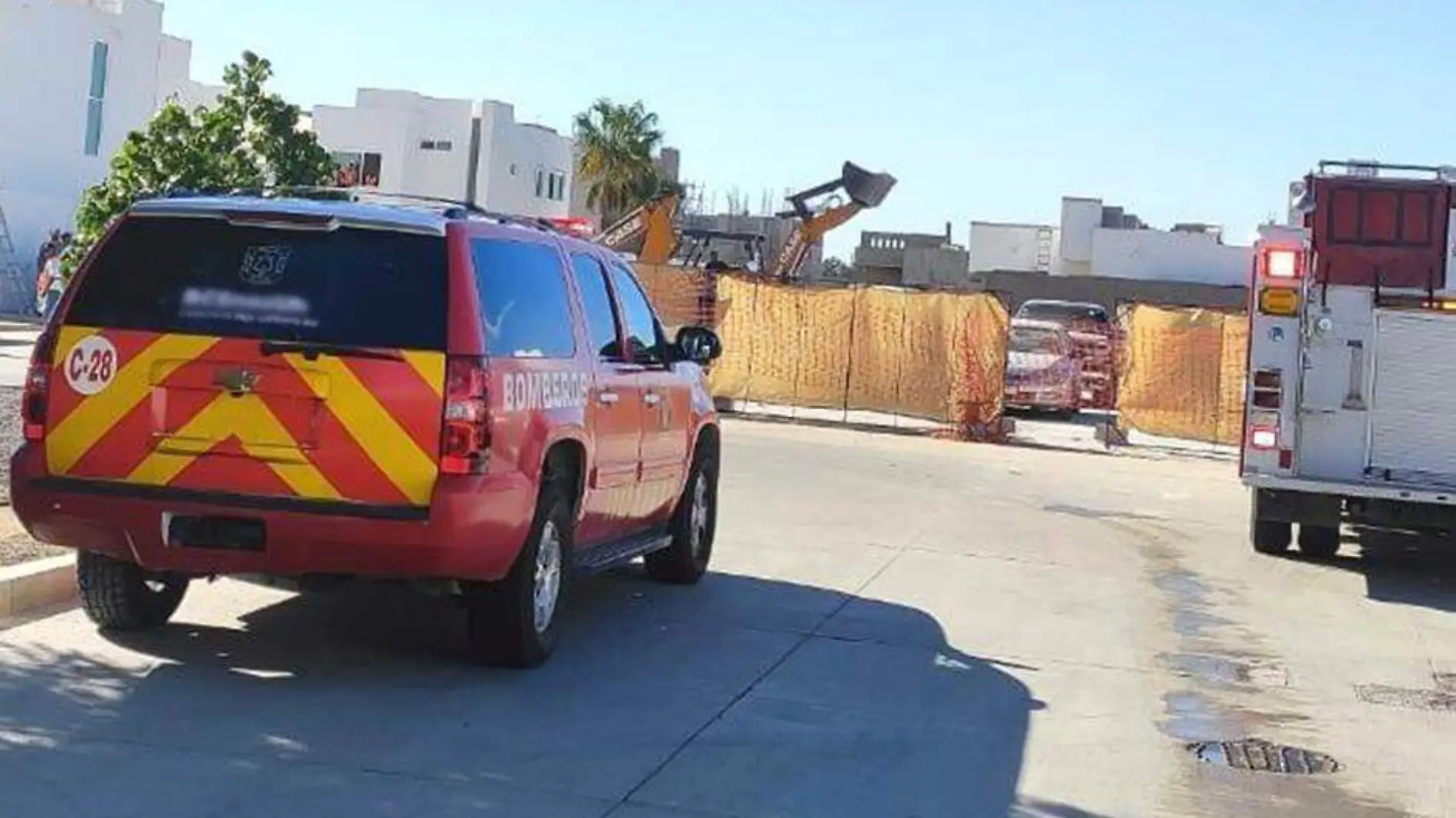 Bomberos explosion en La Paz